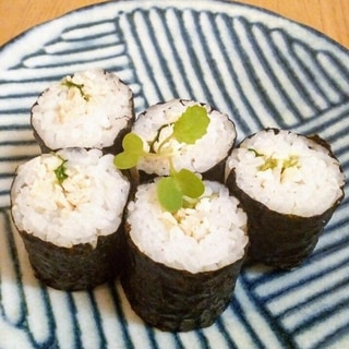 ♪作り置きにも♡サラダチキンとスプラウトの細巻き♪